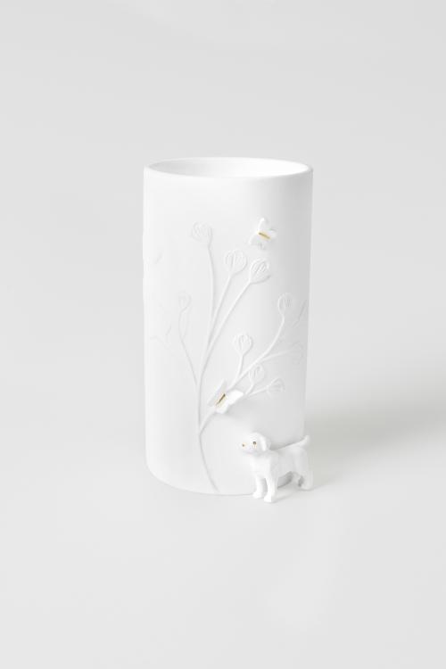 Räder Vase Hund stehend